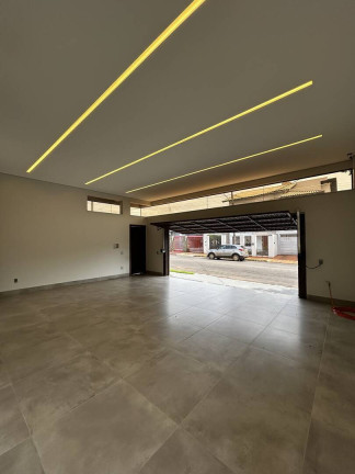 Imagem Casa com 4 Quartos à Venda, 240 m² em Centro - Tangará Da Serra Imagem Casa com 4 Quartos à Venda, 240 m² em Centro - Tangará Da Serra