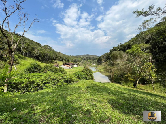 Imagem Imóvel com 7 Quartos à Venda, 242.000 m² em Pocinho - São Lourenço Da Serra