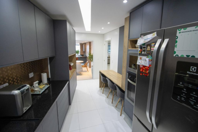 Imagem Apartamento com 4 Quartos à Venda, 213 m² em Canto Do Forte - Praia Grande Imagem Apartamento com 4 Quartos à Venda, 213 m² em Canto Do Forte - Praia Grande