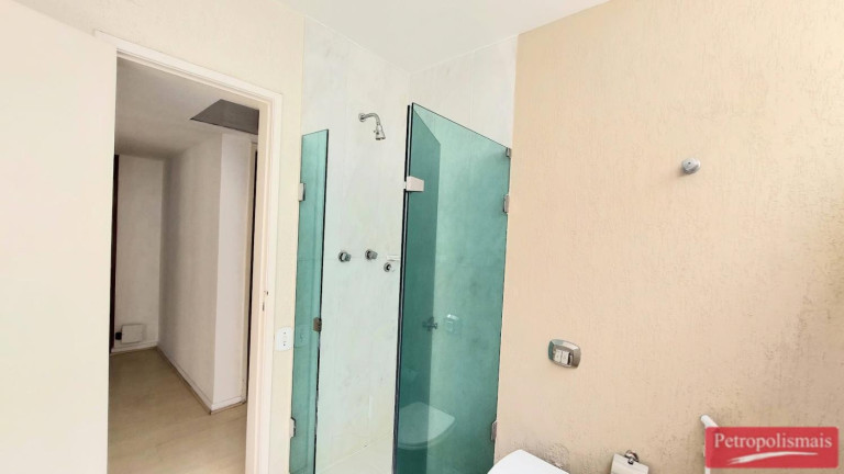 Imagem Apartamento com 3 Quartos à Venda, 2 m² em Centro - Petrópolis Imagem Apartamento com 3 Quartos à Venda, 2 m² em Centro - Petrópolis