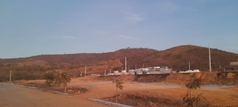 Imagem Terreno à Venda, 200 m² em Residencial Sul Jacarandás - Montes Claros Imagem Terreno à Venda, 200 m² em Residencial Sul Jacarandás - Montes Claros
