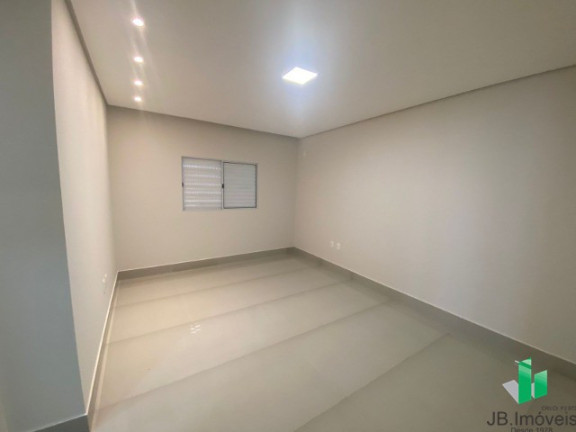 Imagem Casa com 3 Quartos à Venda, 128 m² em Planalto - Montes Claros