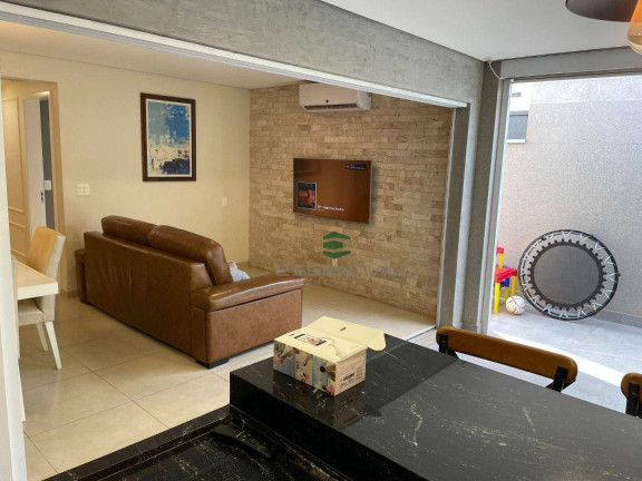 Casa com 3 Quartos à Venda ou Locação, 147 m² em Village Imperial Residence - São José Do Rio Preto
