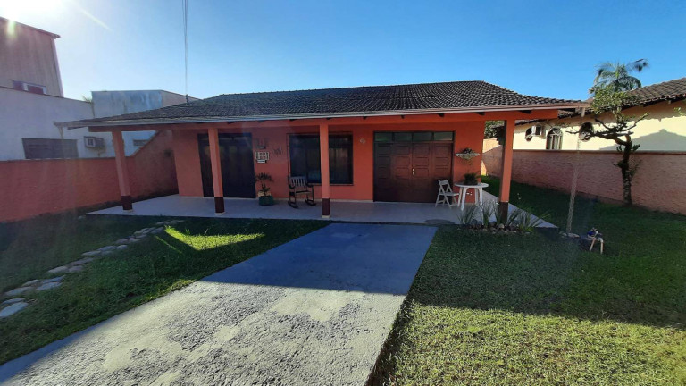 Imagem Casa com 3 Quartos à Venda, 120 m² em Floresta - Joinville