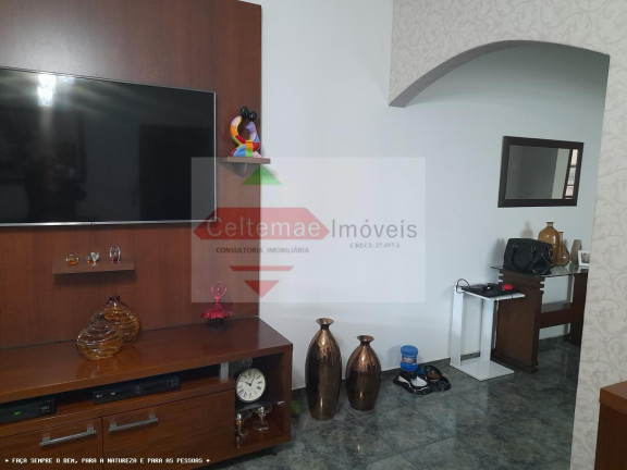Imagem Casa com 3 Quartos à Venda, 200 m² em Vila Aparecida - Taubaté