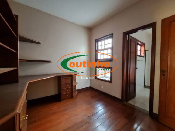 Imagem Casa com 7 Quartos à Venda, 371 m² em Rocha - Rio De Janeiro
