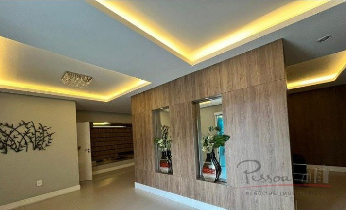 Imagem Apartamento com 4 Quartos à Venda, 217 m² em Itacorubi - Florianópolis Imagem Apartamento com 4 Quartos à Venda, 217 m² em Itacorubi - Florianópolis