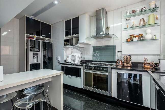 Imagem Apartamento com 3 Quartos à Venda, 180 m² em Vila Nova Conceição - São Paulo Imagem Apartamento com 3 Quartos à Venda, 180 m² em Vila Nova Conceição - São Paulo
