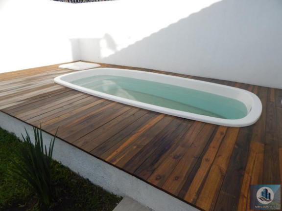 Imagem Casa com 3 Quartos à Venda, 86 m² em Laranjal - Pelotas