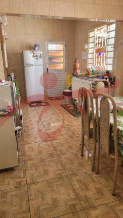 Imagem Casa com 3 Quartos à Venda, 250 m² em Vila São José - Taubaté