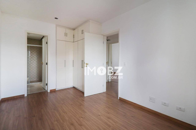 Imagem Imóvel com 3 Quartos à Venda, 252 m² em Jardim Leonor - São Paulo
