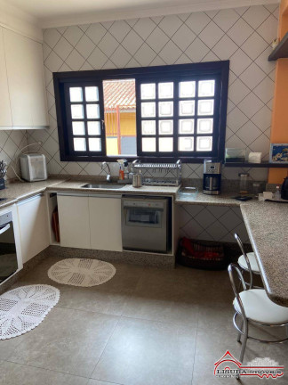 Imagem Casa com 3 Quartos à Venda, 600 m² em Jardim Olympia - Jacareí Imagem Casa com 3 Quartos à Venda, 600 m² em Jardim Olympia - Jacareí