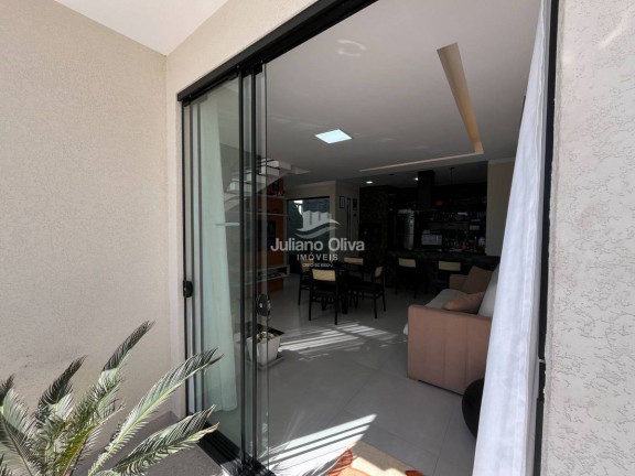 Imagem Sobrado à Venda, 142 m² em Barra Do Sai - Itapoá Imagem Sobrado à Venda, 142 m² em Barra Do Sai - Itapoá