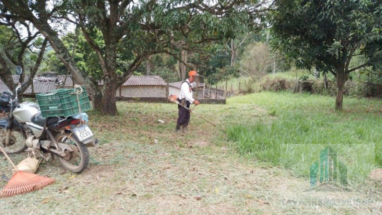 Imagem Chácara com 2 Quartos à Venda, 1.700 m² em Centro - Igaratá