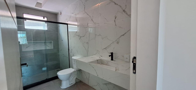 Imagem Casa com 3 Quartos à Venda, 300 m² em Santa Cruz - Rio De Janeiro Imagem Casa com 3 Quartos à Venda, 300 m² em Santa Cruz - Rio De Janeiro