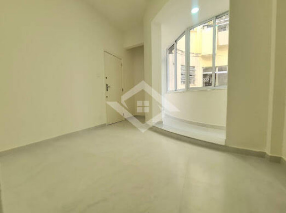 Imagem Apartamento com 1 Quarto à Venda, 40 m² em Catete - Rio De Janeiro Imagem Apartamento com 1 Quarto à Venda, 40 m² em Catete - Rio De Janeiro