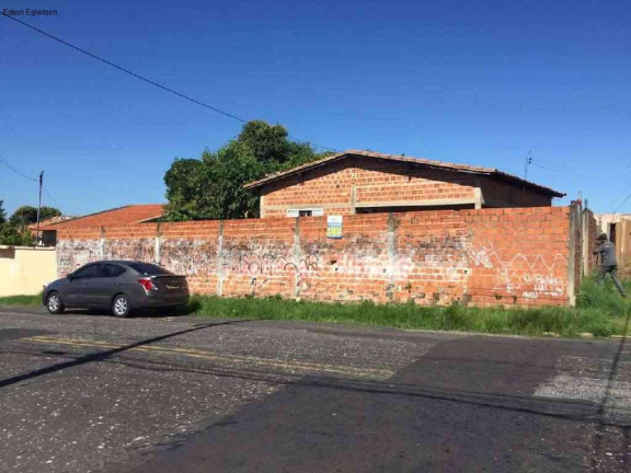 Imagem Terreno à Venda, 700 m² em Cabral - Teresina