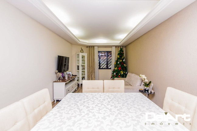 Imagem Sobrado com 3 Quartos à Venda, 232 m² em Capão Da Imbuia - Curitiba