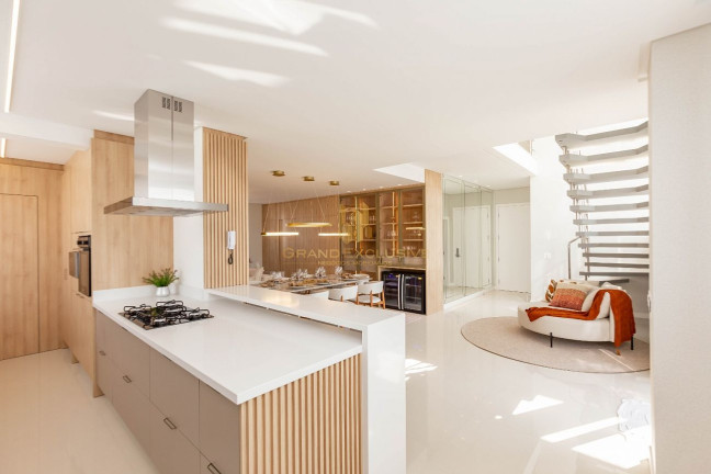 Imagem Cobertura com 3 Quartos à Venda, 242 m² em Centro - Balneário Camboriú Imagem Cobertura com 3 Quartos à Venda, 242 m² em Centro - Balneário Camboriú