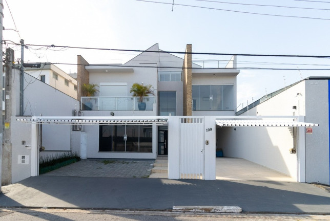 Casa com 4 Quartos à Venda,  em Bosque Da Saúde - São Paulo