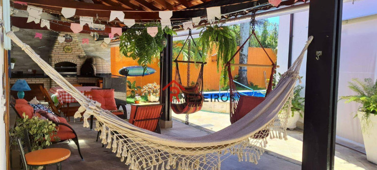 Imagem Casa com 3 Quartos à Venda, 250 m² em Balneário Flórida - Praia Grande Imagem Casa com 3 Quartos à Venda, 250 m² em Balneário Flórida - Praia Grande