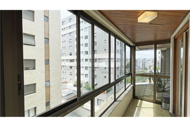 Imagem Apartamento com 3 Quartos à Venda, 210 m² em Bela Vista - Porto Alegre