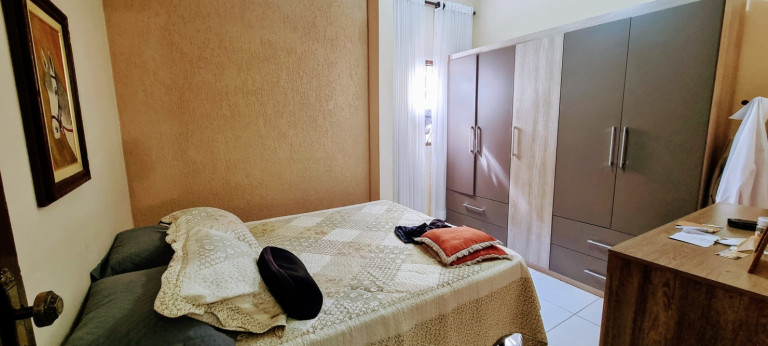 Imagem Casa com 3 Quartos à Venda, 126 m² em Parque Das Rosas - Roseira