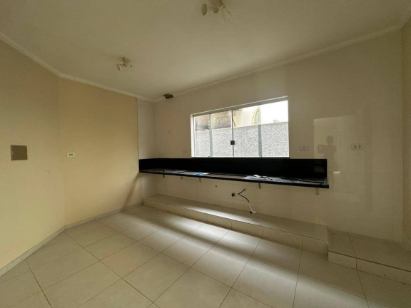 Imagem Casa com 4 Quartos para Alugar,  em Outeiro Da Glória - Porto Seguro