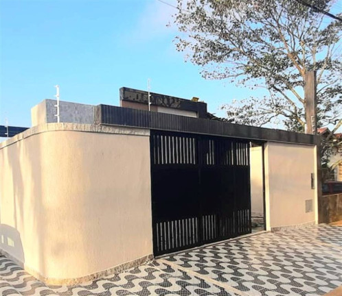 Casa com 3 Quartos à Venda, 88 m² em Mirim - Praia Grande