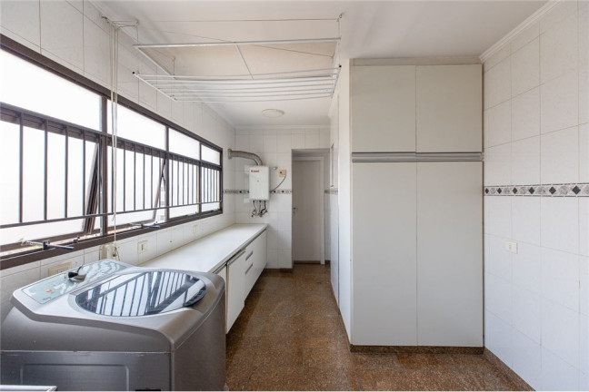 Imagem Apartamento com 3 Quartos à Venda, 230 m² em Moema - São Paulo