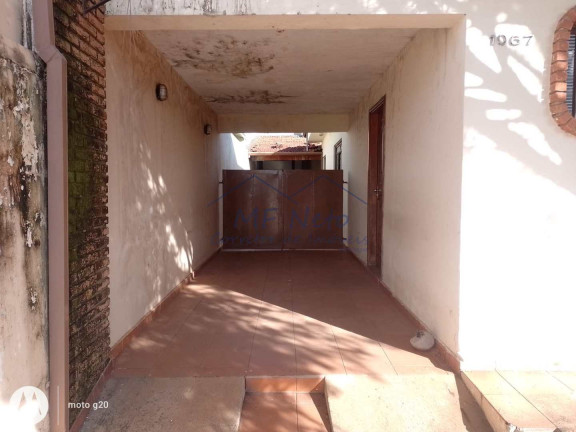 Imagem Casa com 3 Quartos à Venda, 210 m² em Centro - Pirassununga
