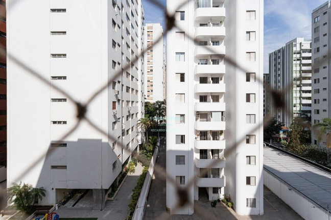 Imagem Apartamento com 3 Quartos à Venda, 126 m² em Itaim Bibi - São Paulo Imagem Apartamento com 3 Quartos à Venda, 126 m² em Itaim Bibi - São Paulo