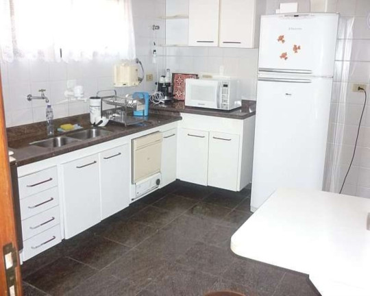 Imagem Apartamento com 4 Quartos à Venda, 226 m² em Pitangueiras - Guarujá