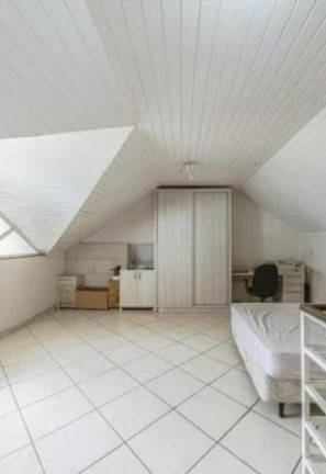 Imagem Casa com 3 Quartos à Venda, 120 m² em Santa Cândida - Curitiba Imagem Casa com 3 Quartos à Venda, 120 m² em Santa Cândida - Curitiba