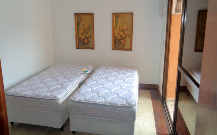 Imagem Apartamento com 4 Quartos para Alugar ou Temporada, 140 m² em Enseada - Guarujá