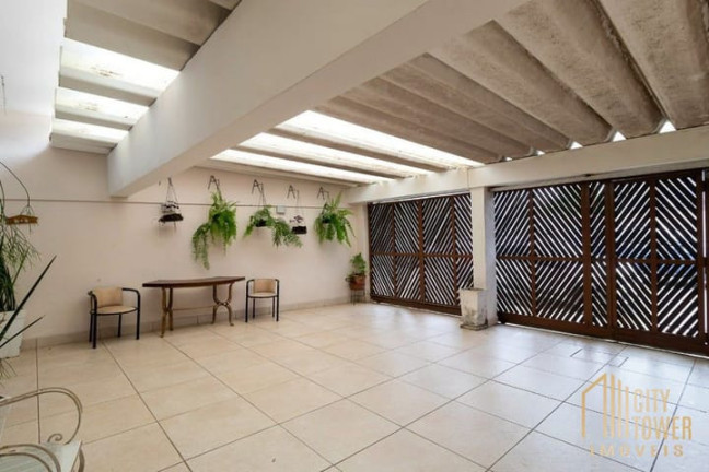 Imagem Casa com 4 Quartos à Venda, 200 m² em Campo Belo - São Paulo