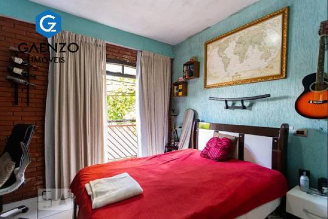 Imagem Sobrado com 4 Quartos à Venda, 197 m² em Quitauna - Osasco