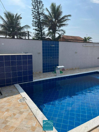 Imagem Casa com 2 Quartos à Venda, 168 m²