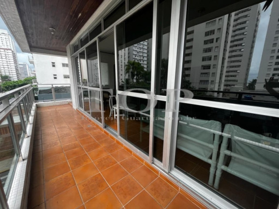 Apartamento com 4 Quartos para Alugar, 135 m² em Pitangueiras - Guarujá