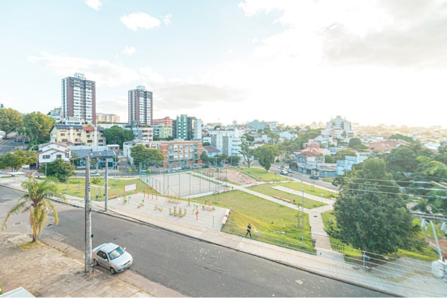 Imagem Casa com 4 Quartos à Venda, 311 m² em Chácara Das Pedras - Porto Alegre