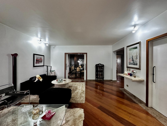 Imagem Apartamento com 3 Quartos à Venda, 194 m² em Moema - São Paulo