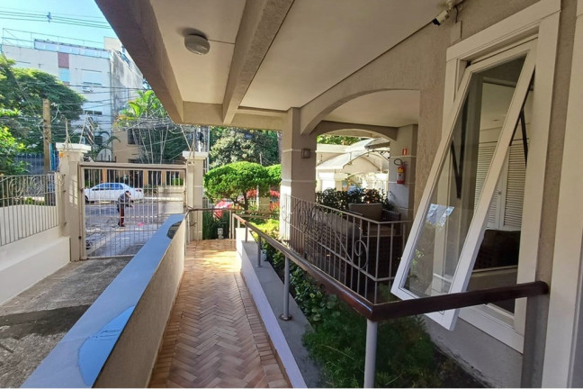 Imagem Apartamento com 3 Quartos à Venda, 93 m² em Rio Branco - Porto Alegre Imagem Apartamento com 3 Quartos à Venda, 93 m² em Rio Branco - Porto Alegre