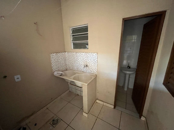Imagem Casa com 2 Quartos à Venda, 410 m² em Jardim Colorado Extensão - Goiânia