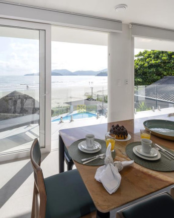 Imagem Casa com 3 Quartos para Alugar ou Temporada, 180 m² em Balneário Perequê - Porto Belo
