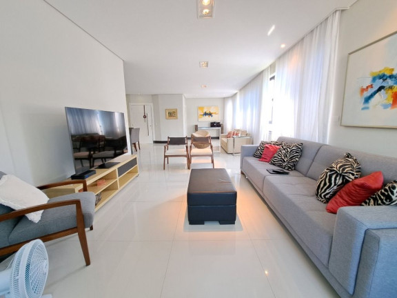Apartamento com 3 Quartos à Venda, 180 m² em Pitangueiras - Guarujá