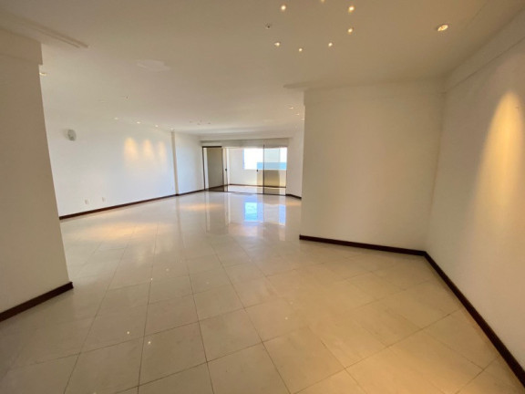 Imagem Imóvel com 4 Quartos à Venda, 267 m² em Rio Vermelho - Salvador Imagem Imóvel com 4 Quartos à Venda, 267 m² em Rio Vermelho - Salvador