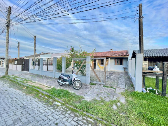 Casa com 3 Quartos à Venda, 110 m² em Centro - Xangri-lá