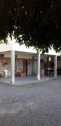 Imagem Casa com 4 Quartos à Venda, 194 m² em América - Joinville Imagem Casa com 4 Quartos à Venda, 194 m² em América - Joinville