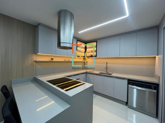 Imagem Imóvel com 3 Quartos à Venda, 215 m² em Barreiros - São José