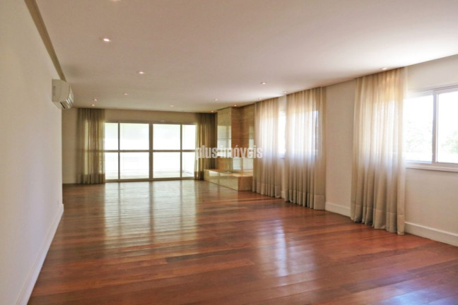 Imagem Apartamento com 3 Quartos à Venda, 615 m² em Panamby - São Paulo Imagem Apartamento com 3 Quartos à Venda, 615 m² em Panamby - São Paulo